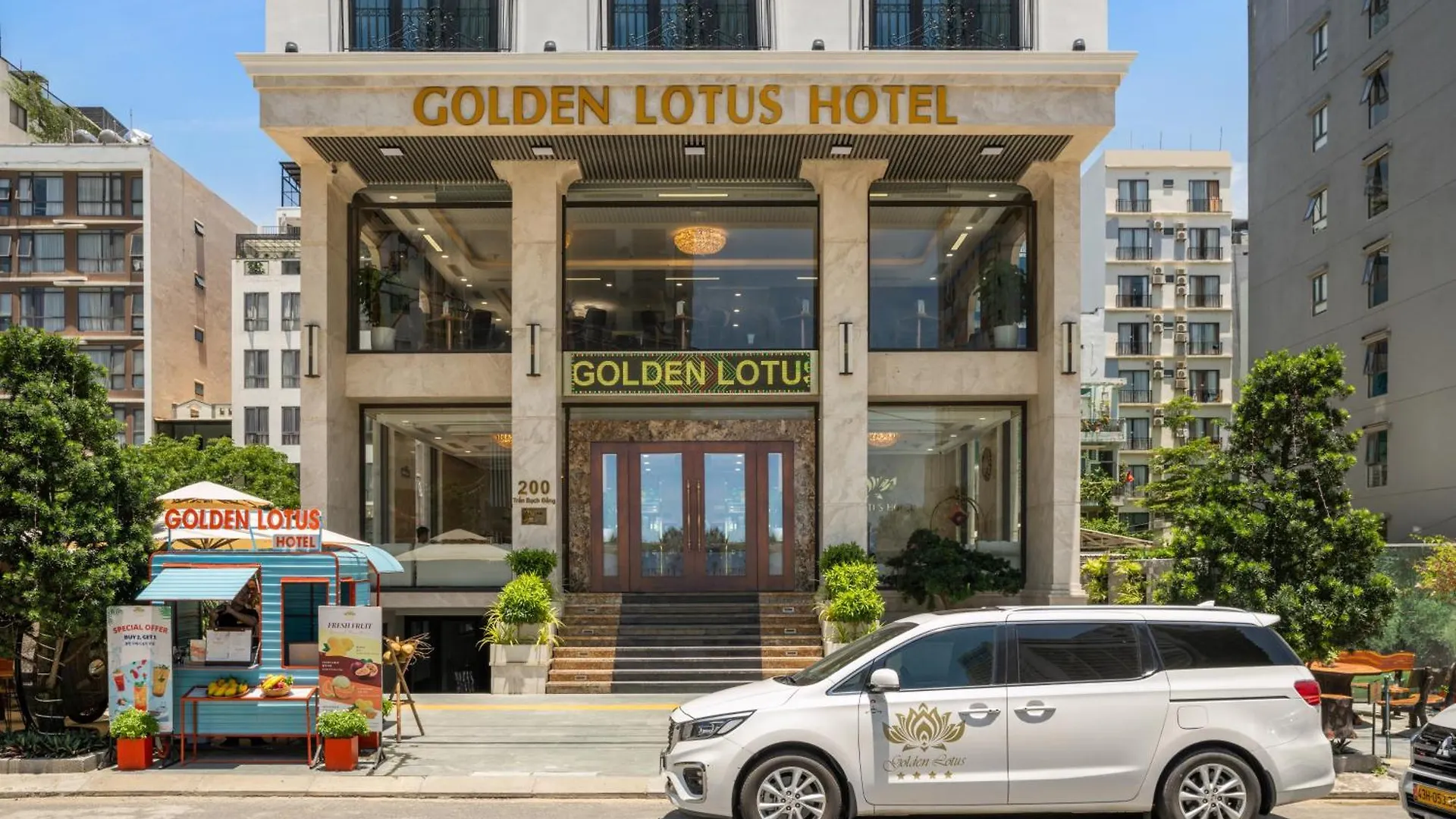 Golden Lotus Hotel Da Nang - Rooftop Bar Sea View Vietnam