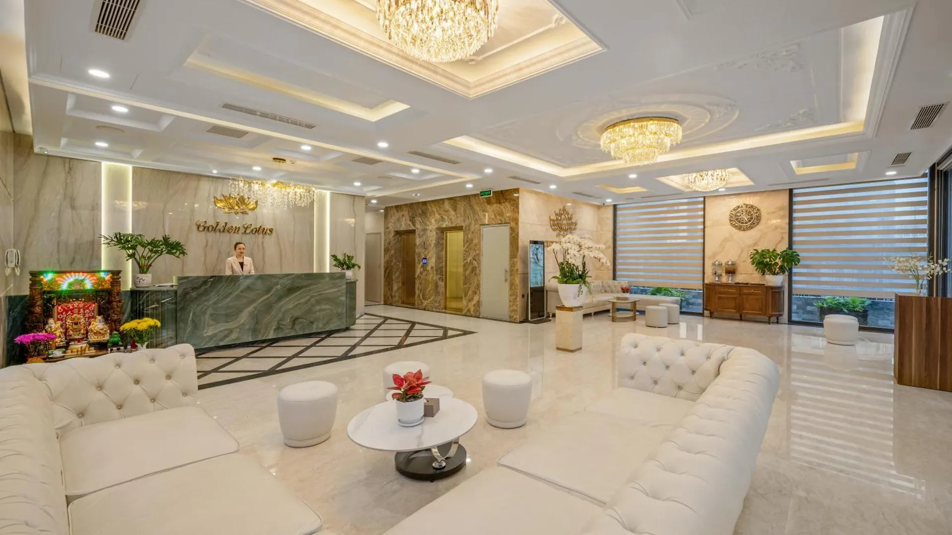 ****  Golden Lotus Hotel Da Nang - Rooftop Bar Sea View Vietnam